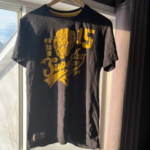 MENS LARGE JAPANESE “ SUPER DRY TOKYO LIONS “ 100 percent cotton t-shirt